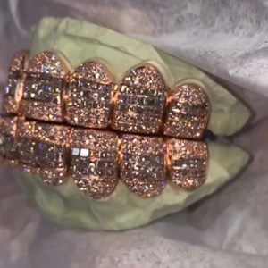 Rejilla Dental Hip Hop Personalizada de Plata de Ley 925 con Incrustaciones de Moissanita Color D VVS, Joyería Certificada - Product Image 3