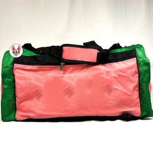 อัลฟ่า |   กระเป๋าเดินทางผู้หญิงปักลาย Kapa Alpha Soror |   กระเป๋าเดินทางแบบดัฟเฟิลสั่งทำพิเศษสำหรับสตรี ปักลายสมาคมนักศึกษาหญิง พร้อมบริการพิมพ์ลายแบบซับลิเมชั่น - Product Image 2