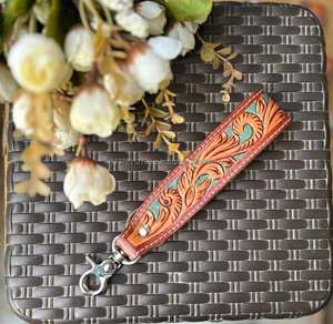 Nueva Llegada Mano Tooled Cuero Muñequera Llaveros En Relieve Estampado Floral Cuero Llaveros Tooled Accesorios de cuero Correas para llaves - Product Image 2