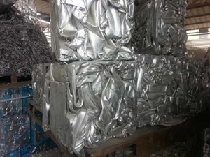 Chatarra de Aluminio 6063 de Gran Volumen para Reciclaje Comercial y Comercio Internacional en Venta - Product Image 4