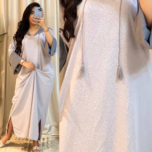 Abaya à capuche pour femmes musulmanes, robe longue à manches longues, kaftan islamique, jilbab jacquard modeste, abaya Ramadan Eid avec cordon de serrage à pompons - Product Image 2