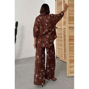 Pantalons brodés pour femmes en gros – Élégance et style pour vos tenues - Product Image 1