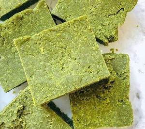 Pastilles de foin de luzerne biologique faciles à digérer pour l'alimentation animale au prix de gros - Product Image 1