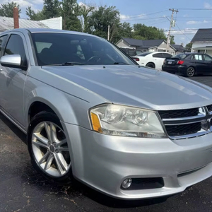 รถมือสองสภาพดี ปี 2011 ดอดจ์ เอว์เวอร์เจอร์ รุ่น He-at พวงมาลัยซ้าย - Product Image 1