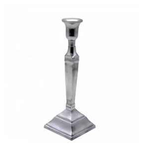 Bougeoirs modernes à finition mate avec un design attrayant Pilier de bougeoir en métal à haute vente au prix de gros - Product Image 3