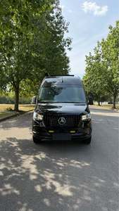 Caravana de Lujo Tipo Sprinter en Venta, Autocaravana con Techo Alto y Motor Diésel, con Interior Premium, Cama, Cocina y Baño para Viajar - Product Image 2