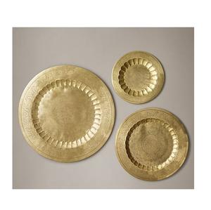 Assiettes de présentation dorées, idéales pour les réceptions de mariage, les dîners de fête et les événements élégants - Product Image 5