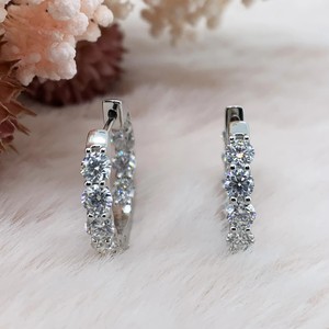 Joyería fina chapada en oro blanco de 14 quilates, pendientes de aro solitario VVS Moissanite, pendientes redondos de diamantes naturales para mujer - Product Image 5