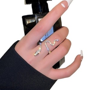 แหวนเพชรสีทองคำขาว VVS Moissanite สุดหรู14K แหวนเพชรดีไซน์รูปงูแหวนเพชรสวยงามสำหรับชายและหญิง - Product Image 3