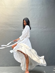 Vestido Maxi Blanco Tejido a Mano Estilo Bohemio, Ecológico, con Cintura Natural, Estilo Playero Fluido, Dobladillo con Volantes y Mangas Largas para Mujer - Product Image 3