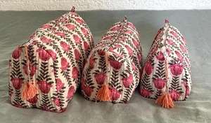 Floral Vintage Cotton Cosmetic Case <b>Set</b> 3 Pieces Quilted Zipper Closure Customizable Durable Eco-Friendly Water Resistant Case - Product Image 4