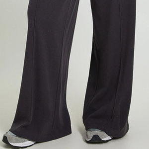 Tenue décontractée et tendance pour femmes avec logo personnalisable / Manches longues et col rond, design décontracté avec taille élastique - Product Image 4