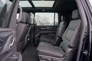 Voiture Diesel d'occasion 2024, conduite à droite/à gauche, véhicule à conduite à droite, livraison rapide disponible, sans accident et prête à être expédiée - Product Image 4