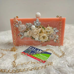 Elegante Reloj de Madera y Resina Hecho a Mano con Diseño Moderno Personalizado, Artesanía de Resina Perfecta de Falak World Export - Product Image 5