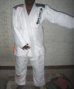 Taekwondo uniformes personnalisés de haute qualité Arts martiaux Gi confortable respirant léger Taekwondo karaté costume hommes femmes enfants - Product Image 2