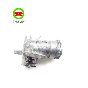 适用于梅赛德斯-奔驰GL级X164 2006 - 2012 OM642 V6 3.0 <span class=keywords><strong>M</strong></span>级W164 2009-2012的工厂恒温器6422000215 A6422000215 - Product Image 1