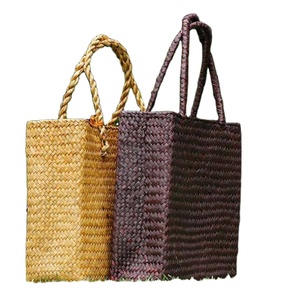 Sacs de plage faits à la main Mini paille fourre-tout tissé papier corde Crochet Macramé plage directement du fournisseur indien - Product Image 1