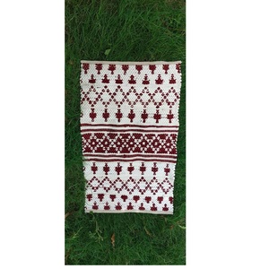 Tapis tressés en coton moderne de haute qualité personnalisés bande de vêtements en chanvre chindi tissé pour la décoration de porte d'hôtel et de salon - Product Image 1