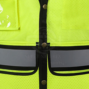 เสื้อกั๊กนิรภัยแบบตาข่ายไฟ LED สะท้อนแสงกันน้ำชุดทำงาน OEM สีเขียวเรืองแสง ANSI Class 2 Hi VIS - Product Image 4