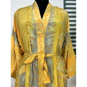 Kimono Vintage de Crepé de Seda, Bata Suave y Cómoda, Ropa de Dormir Ligera y Lujosa, Regalo Perfecto de Verano para Mujer, Ropa de Dormir para Ocasiones Especiales - Product Image 2