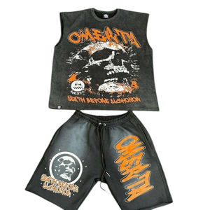 Ensemble chemise et short pour hommes de luxe OEM sur mesure avec manches de sérigraphie de haute qualité moins de chemise design et ensemble short - Product Image 1