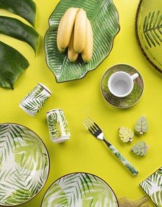 <b>Set</b> of 6 Dolomite Ceramic Handpainted <b>Serving</b> Plates Leaves Shapes Green with Brown Edge Modern Style Foliage by Excelsa - Product Image 4