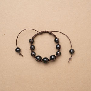 Pulsera de macramé shungita Shambhala Camilla con 8 cuentas redondas pulidas Ø 0,32 in (8mm) y 3 cuentas redondas pulidas Ø 0,39 in - Product Image 4