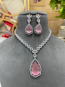 Ensemble de collier élégant en zircon cubique et boucles d'oreilles assorties Sparkling Bridal, bijoux de soirée pour femmes Collier de luxe pour filles - Product Image 6