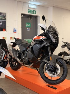 Motocicleta de Aventura Doble Propósito de Gran Capacidad, <span class=keywords><strong>1300</strong></span>–1400cc - Product Image 3