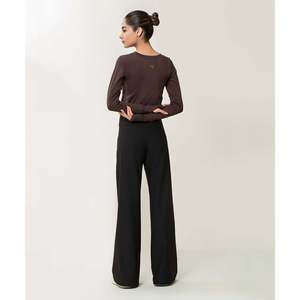 Camiseta corta de entrenamiento B-Fit para mujer - Product Image 3