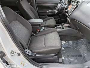 OFERTA ESPECIAL 2021 MIT-SU-BI-SHI OU-TLA-ND-ER SPORT SE FWD TRANSMISIÓN AUTOMÁTICA - Product Image 5