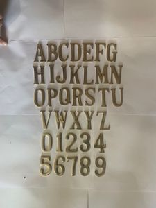 Approvisionnement direct d'usine personnalisé imprimé moderne 100mm 4 pouces lettres de l'alphabet en laiton décor à la maison métal acier meilleur prix en inde - Product Image 5
