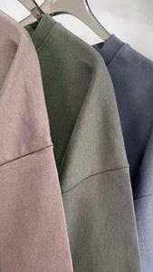 2025 à la mode hommes col rond t-shirts de haute qualité 100% coton couleur unie t-shirt avec logo imprimé personnalisé confortable coupe élégante - Product Image 3