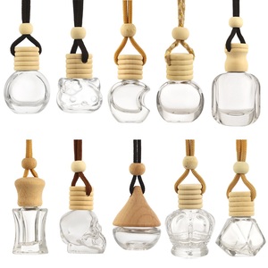 Bán Buôn 5Ml 10Ml Frosted Glass Xe Làm Mát Không Khí Treo Khuếch Tán Hương Thơm Với Gỗ Cap Trang Trí Nội Thất Chai Nước Hoa 3Ml 8Ml 15Ml - Product Image 3