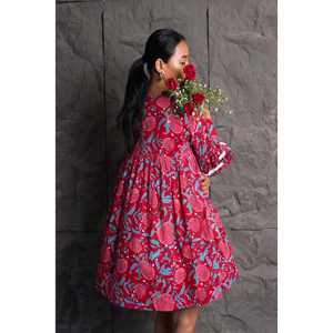 ชุดเดรส Bella Rose ไซส์พลัส แขนจั๊มพ์ ดีไซน์หรูหรา ทรงเอ็มไพร์ คอแบบผูก สายเดี่ยว โปร่งแสง ลายเรขาคณิต เหมาะสำหรับงานกลางวัน งานเลี้ยง งานทางการ ระบายอากาศได้ดี มีซิป - Product Image 4