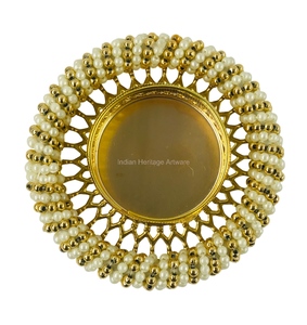 Portavelas de Metal Indio Hecho a Mano para Decoración del Hogar, Marca IHA, Modelo PA03, para Navidad, Diwali y Festividades - Product Image 4