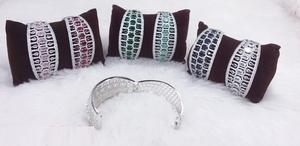 กำไลข้อมือสำหรับใส่ในปาร์ตี้หรูหราดีไซน์เหนือกาลเวลาสำหรับการใช้งานซ้ำๆในปริมาณมากจากอินเดีย - Product Image 2