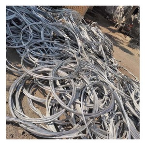 Chatarra de alambre de aluminio de alto grado disponible para compradores a granel Alambre de chatarra puro y limpio Perfecto para fusión y refinación industrial - Product Image 2