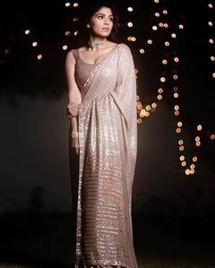 Haute qualité nouvelle tendance cordon séquence Saree tenue Unique séquence brodé travail Saree sur Organza avec chemisier de travail lourd - Product Image 4