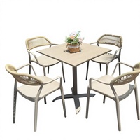 Ensemble de tables et chaises de bistrot pliantes en composite plastique de style nordique pour l'extérieur, pour cafés ou salons de thé, coloré, tendance, décontracté