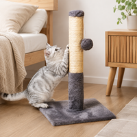 Petit arbre à chat écologique avec poteau à gratter en corde de sisal, boule jouet et base en peluche douce, emballage carton pour intérieur, OEM