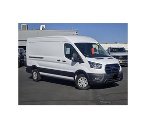 Ford E-Transit Cargo Van T-350 2022, Techo Mediano de 148 Pulgadas, 9500 GVWR, Tracción Trasera, Usada en Excelentes Condiciones - Product Image 1