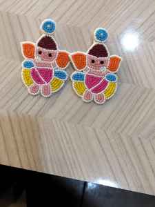 Boucles d'oreilles longues en perles Accessoires artisanaux pour les festivals de bureau universitaire et les boucles d'oreilles à usage quotidien - Product Image 2