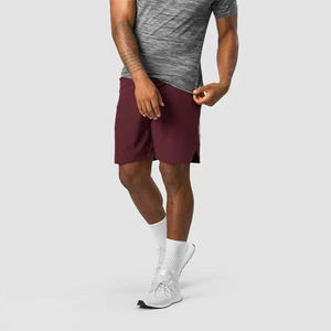 กางเกงออกกำลังกายวิ่งน้ำหนักเบาสำหรับผู้ชายกางเกงขาสั้นสำหรับใส่ออกกำลังกายแห้งเร็วสีแดงเข้มเป็นมิตรกับสิ่งแวดล้อม - Product Image 1