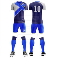 Kit de football de haute qualité 100% polyester, short doux, durable, séchage rapide, respirant, logo personnalisé sur le devant, nom de l'équipe, numéro, école, club