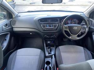 HYUNDAI I20 1.4 SE 2018 D'OCCASION CÔTÉ GAUCHE/CÔTÉ DROIT - Product Image 5