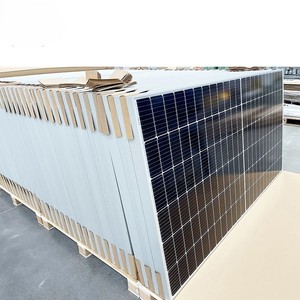 แผงเซลล์แสงอาทิตย์โพลีคาร์บอเนต350W-400W ประสิทธิภาพสูงสำหรับใช้ในการเกษตรและอุตสาหกรรม - Product Image 1