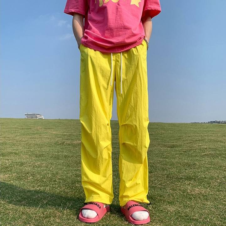 สีเหลือง