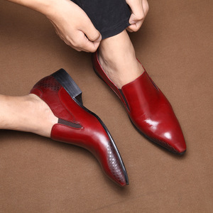 Chaussures Oxford en cuir de vachette durables avec semelle intérieure rembourrée et semelle extérieure résistante à l'usure, chaussures habillées pour hommes, chaussures de ville - Product Image 2