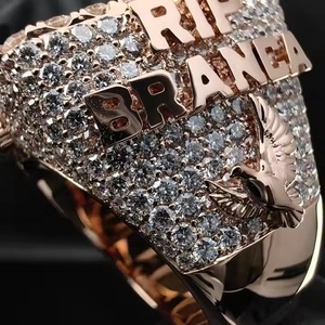 Anillo de diamante de moissanita VVS de alta calidad de Plata de Ley 925, anillo de diamante de corte redondo para hombres y mujeres, anillo chapado en oro rosa de 18 quilates - Product Image 3